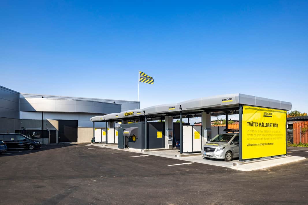 Visionsbild av exteriör med bilar.