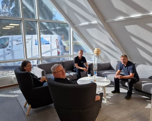 Anställda från Kiwa i deras nya lokal