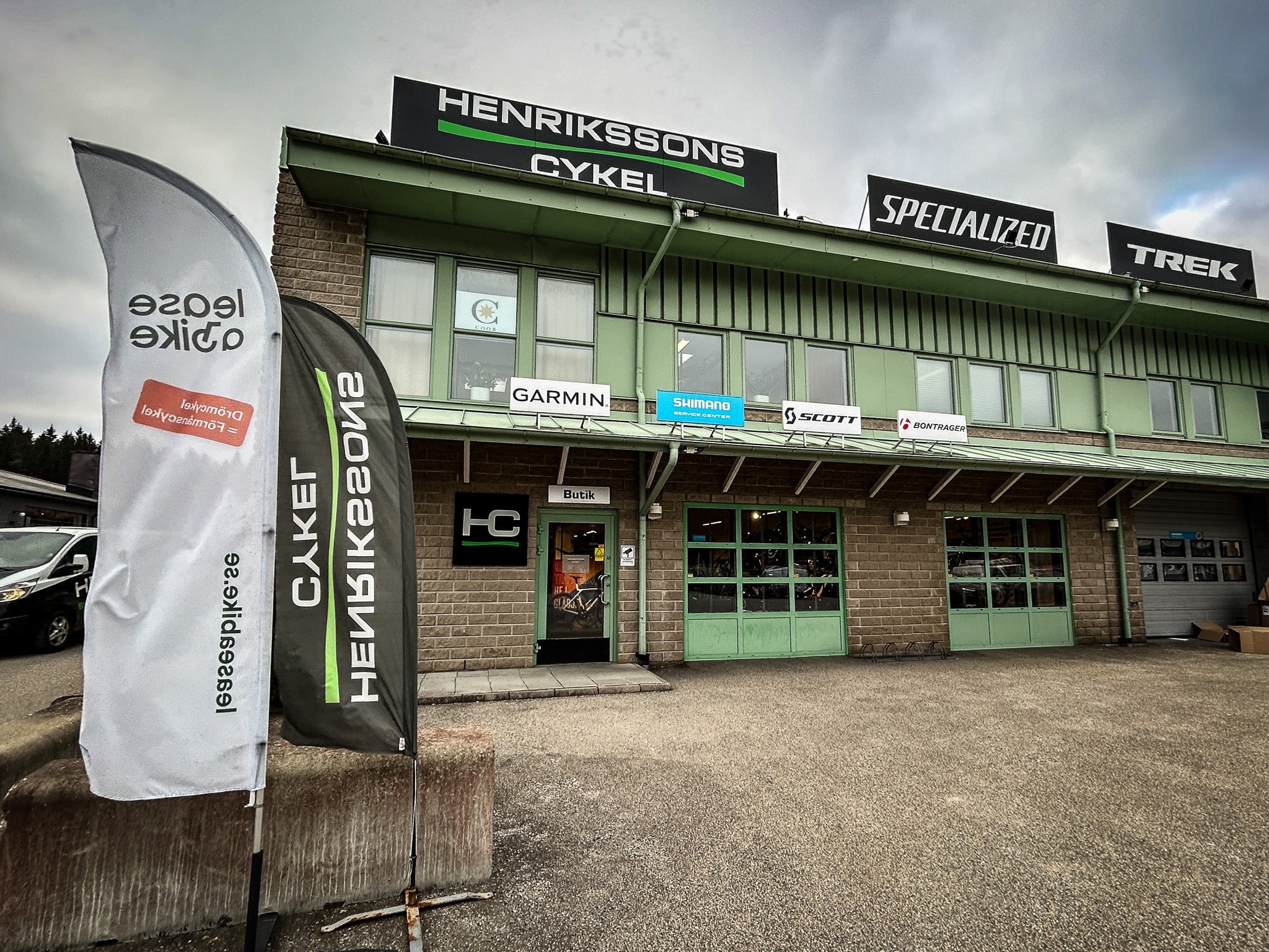Henrikssons Cykel & Sport fasad.