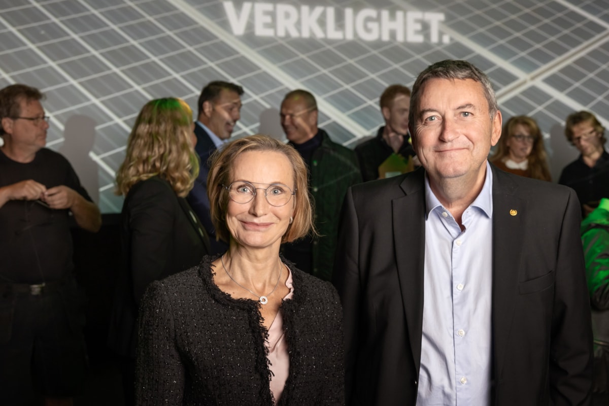 Pia Sandvik, vd RISE och Stefan Bengtsson, rektor och vd Chalmers.