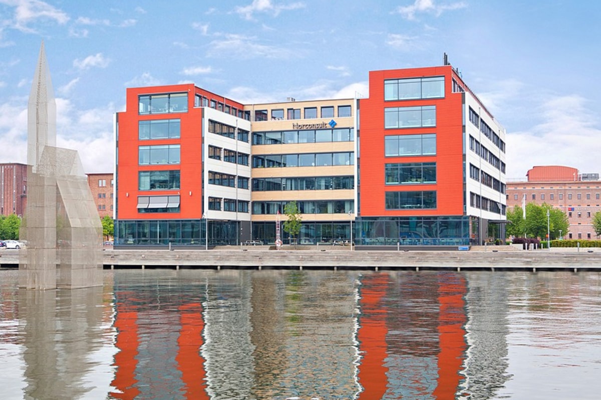 Exteri&ouml;rbild av fastigheten.