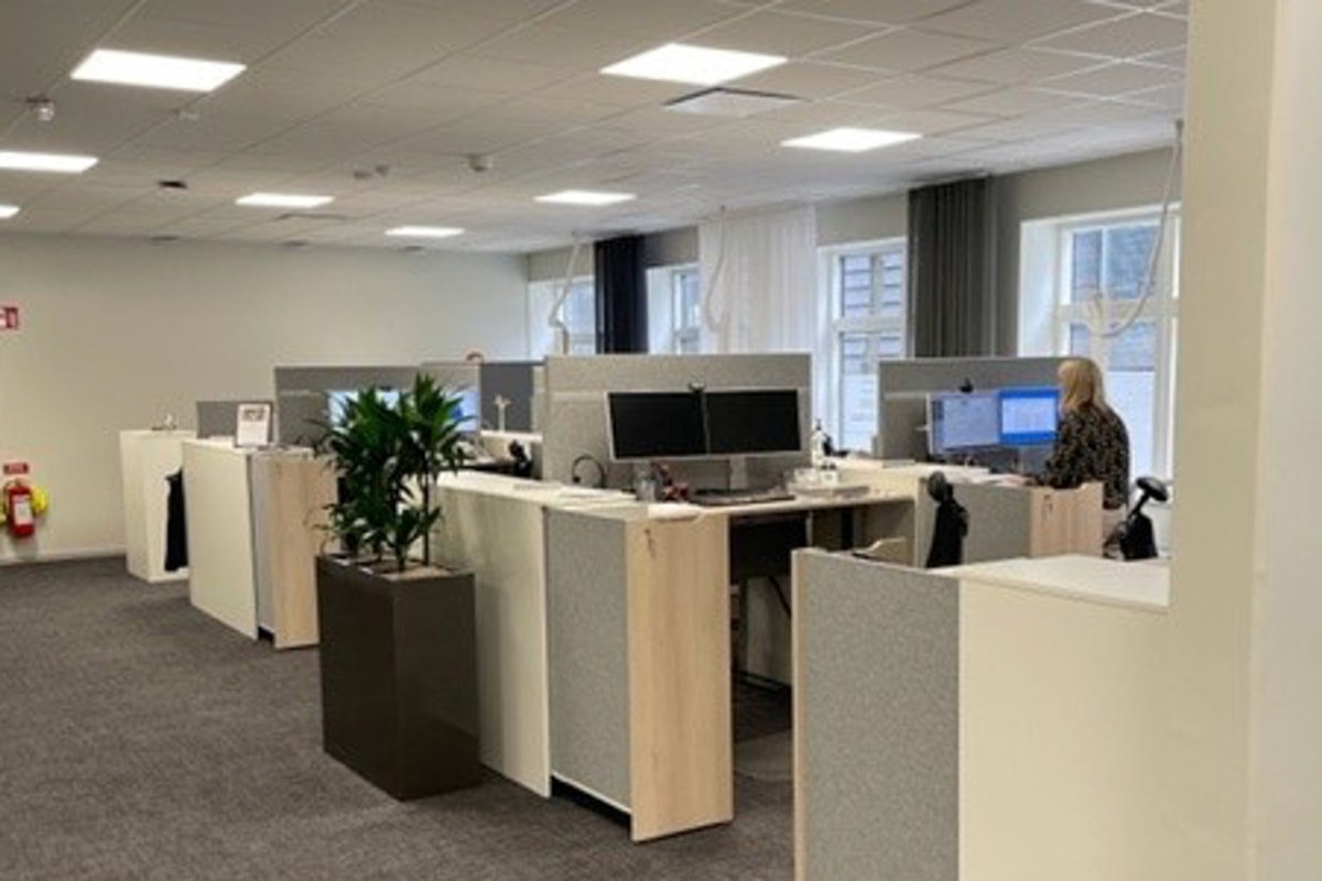 Vy &ouml;ver arbetsplatser.