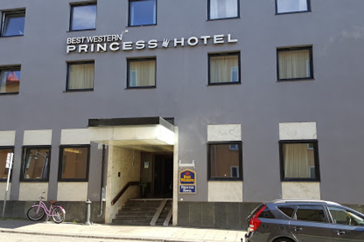 Exteri&ouml;rbild av fastigheten.